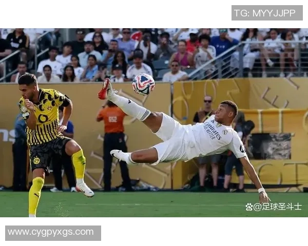 世界杯历史冷门皇马5-1逆袭多特蒙德全场沸腾瞬间回顾