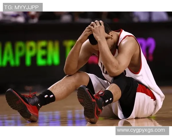 姚明与罗斯帽的传奇碰撞:篮球场上的风格与实力的完美结合 姚明与罗斯帽的传奇碰撞:篮球场上的风格与实力的完美结合