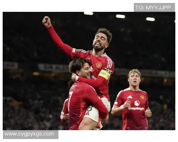 欧联杯激战曼联逆转波尔图红牌争议引发全场热议与点评 欧联杯激战曼联逆转波尔图红牌争议引发全场热议与点评